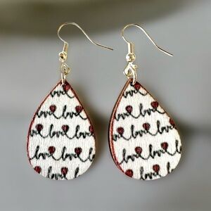 ⭐️ 5 for $25 Wooden “Love” Design Teardrop Black & White Earrings Silver Tone